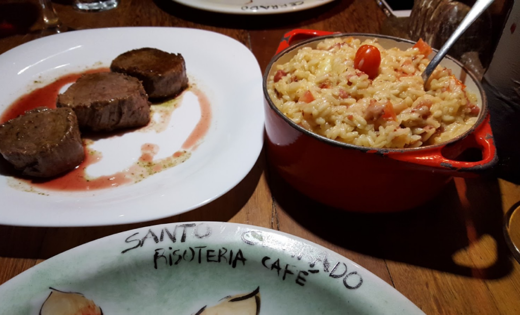 Santo Cerrado